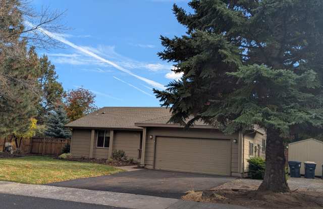 Photo of 1315 Northeast Paula Drive