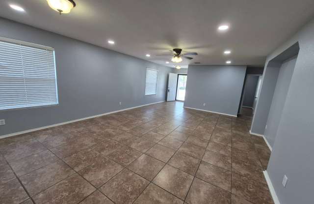 16239 Galloping Oak Knoll, Selma, TX. 78109