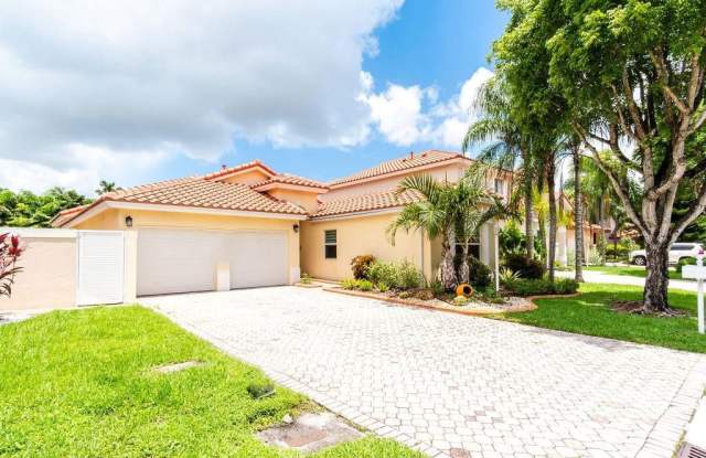 5312 Northwest 106th Court