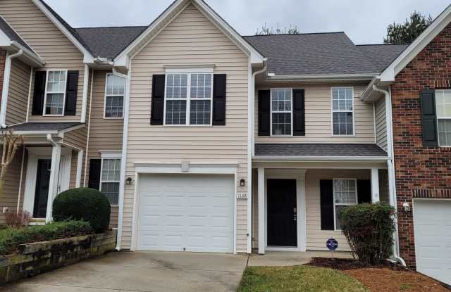 Great 2 Bedroom 2 Bath Townhouse - 1168 Academic Drive, Winston-Salem, NC 27106