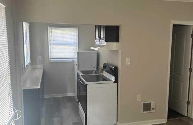 124 N 14th Street