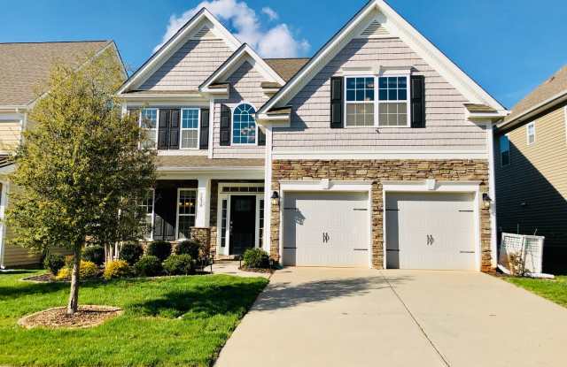 Photo of Immaculate 5bd 3bd Berewick home with many newly upgrades!