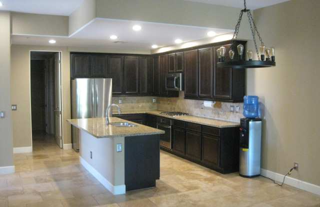 36600 N CAVE CREEK Road unit: C20