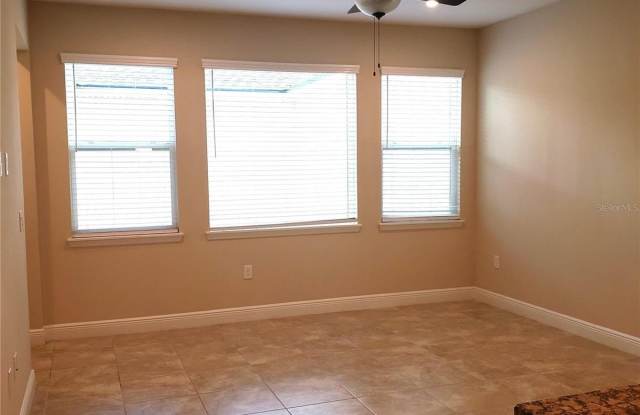 8085 GLENLLOYD AVENUE