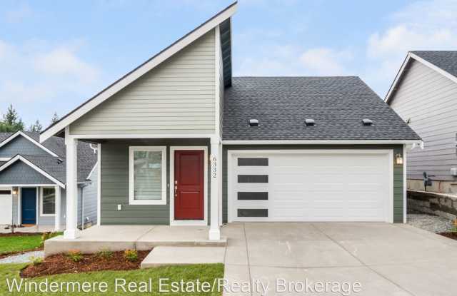 6340 84th Ave NE