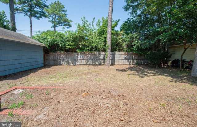 421 Monticello Avenue