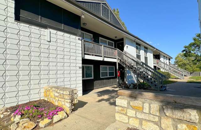 Photo of Riverside View Apartments