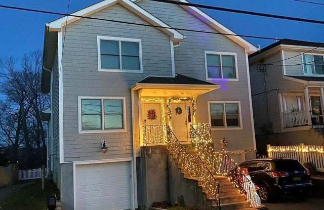 Photo of 65 Gibson Avenue unit: L