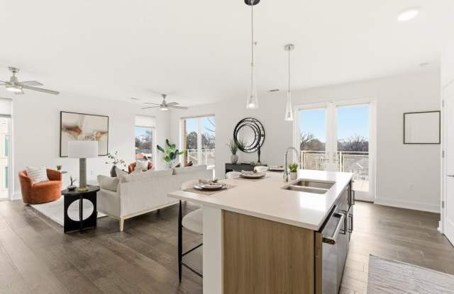 775 Juniper Street unit: 528