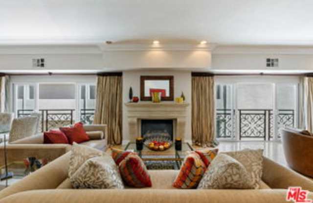 11840 Dorothy Street