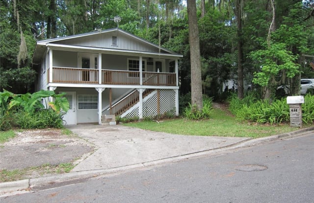 635 SW 28 STREET - 635 Southwest 28 Street, Gainesville, FL 32607