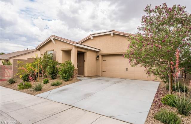 4928 Eagle Way - 4928 Eagle Way, North Las Vegas, NV 89031