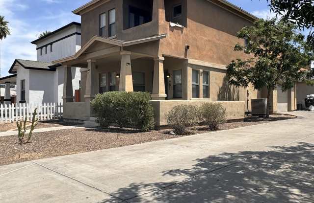 Photo of 1207 W. Monroe