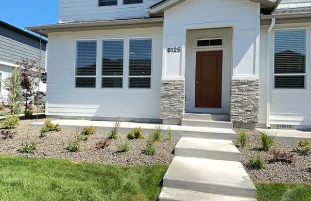 6104 North Hampstead Avenue