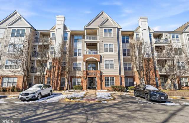 3015 NICOSH Circle unit: 2201