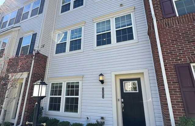 Photo of 7585 MARSTON Way