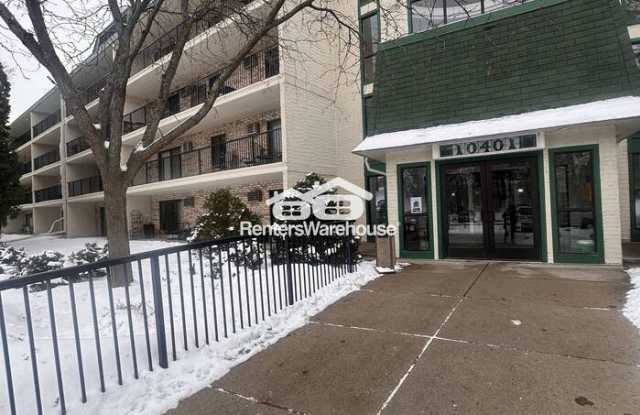 10401 Cedar Lake Road South