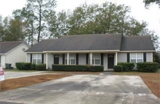 2302 - B Pineview Drive - 2302 Pineview Drive, Valdosta, GA 31602