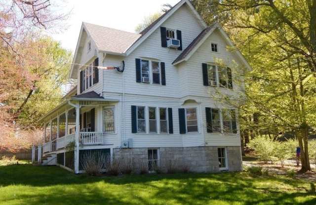 288 Main Street