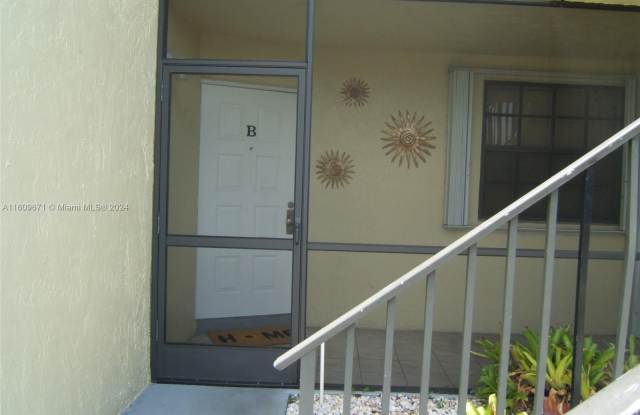 999 Hamilton Dr