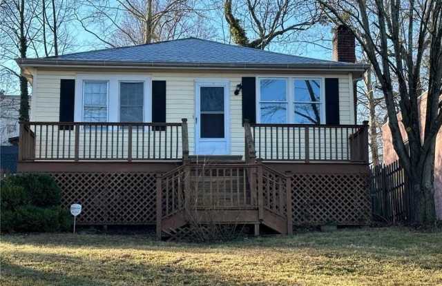 1398 Woodmont Lane NW