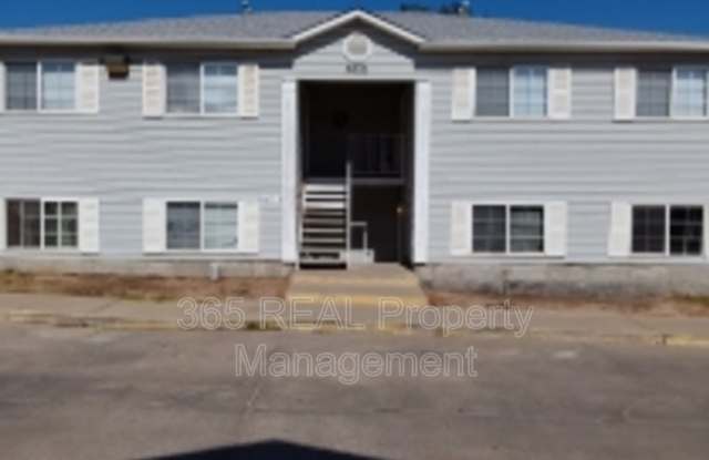 Photo of 3600 17 Avenue, Unit 4