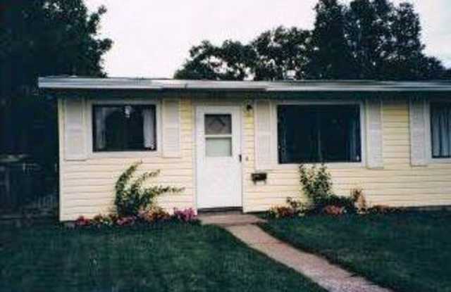 1927 Belvedere Dr