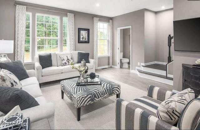 401 High Pointe Lane