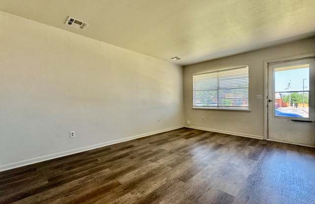 1002 East Wayne Street