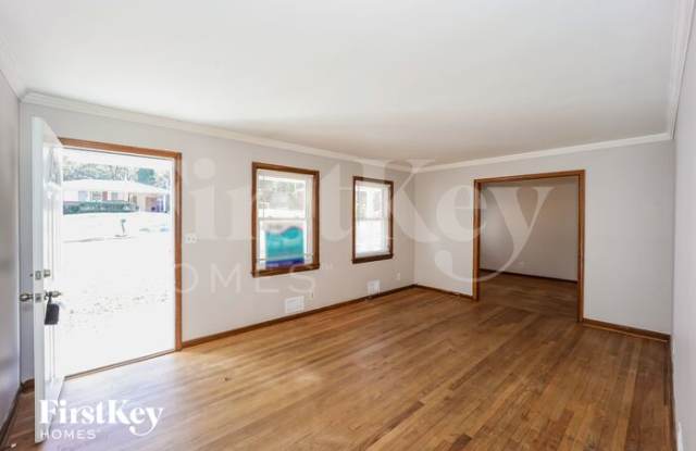 1443 Willow Trail Southwest