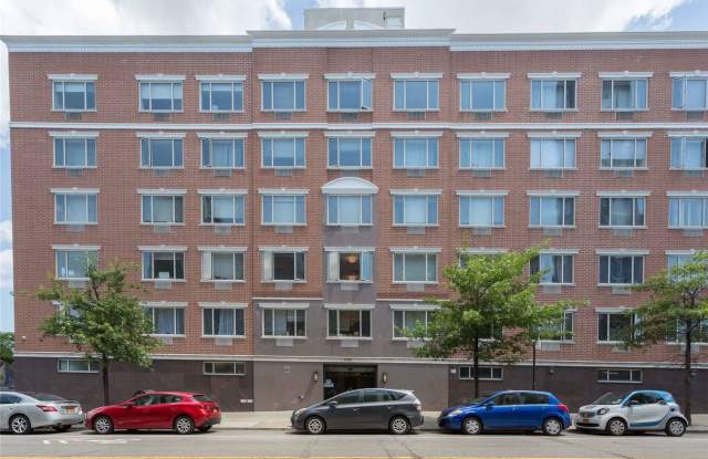 30-85 Vernon Boulevard