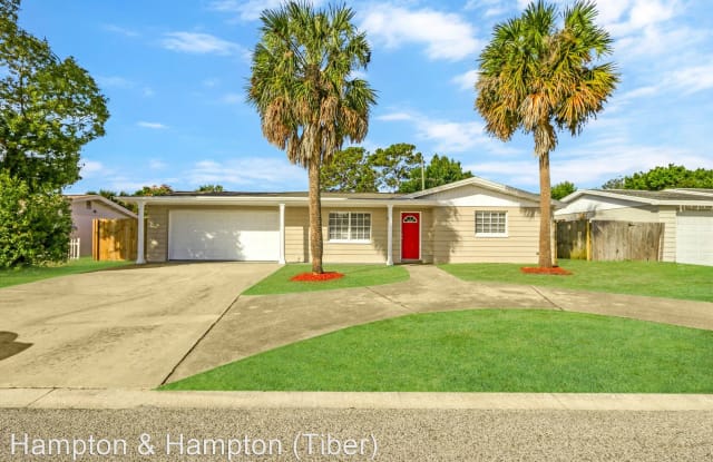 3611 BRADFORD DR - 3611 Bradford Drive, Beacon Square, FL 34691