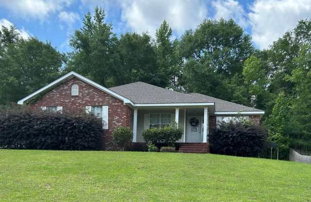 103 Inverness Dr.