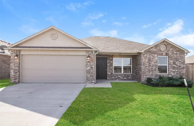 233 Klare Court - 233 Klare Court, Newcastle, OK 73065