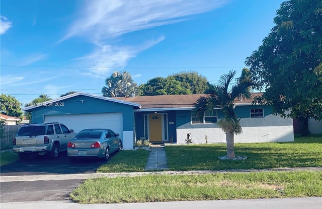 5841 NW 18th Ct - 5841 Northwest 18th Court, Sunrise, FL 33313