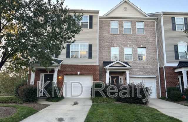 9844 Walkers Glen Drive NW