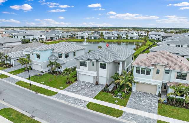 13036 Feathering Way