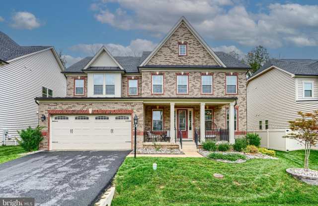 7123 STARMOUNT Court