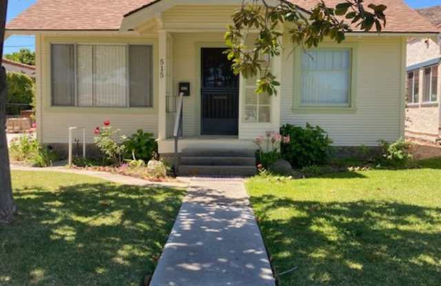 3bd/1.5ba House on Mitchell Street, Available July 15th, 2026.