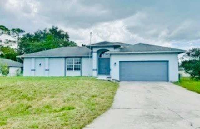 317 Eighth Avenue - 317 Eighth Avenue, Lehigh Acres, FL 33936