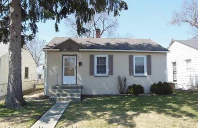 138 N 3RD AVE