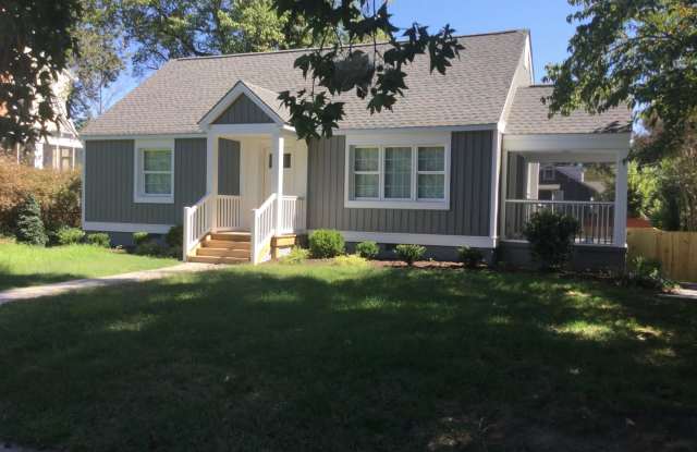 Photo of 2 Bed 1 Bath Renovated Home Forest Hill Park/Woodland Heights Area