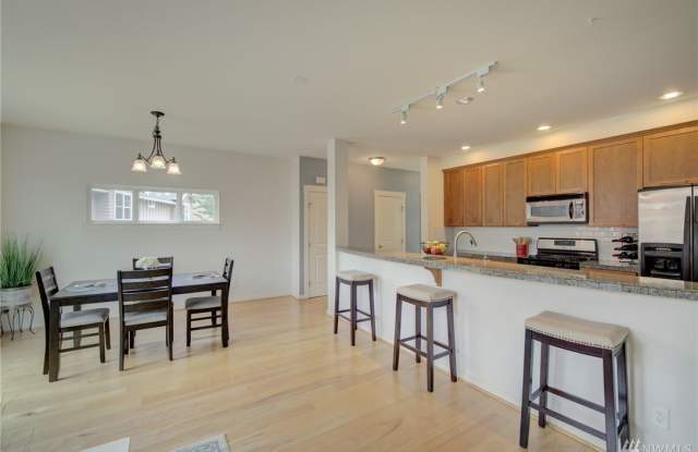 1957 18th Avenue Northeast