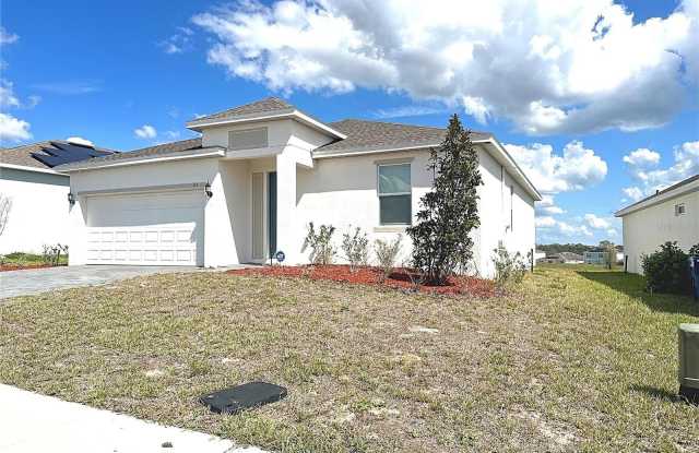 313 TARPON BAY BOULEVARD