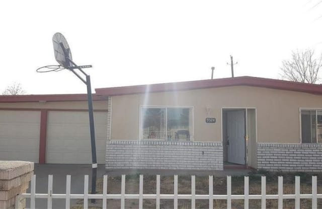 9324 YORKTOWN Way - 9324 Yorktown Way, El Paso, TX 79907