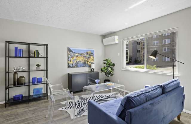 Photo of 10526 Clifton Blvd - 103