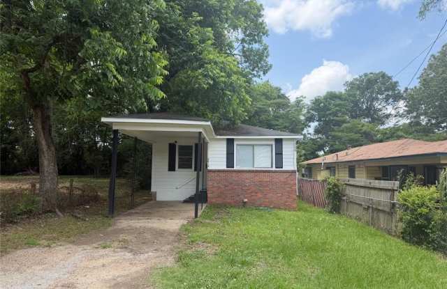 2618 Roosevelt Avenue