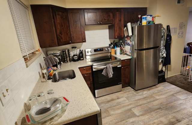 SINGLE FAMILY HOUSING - 2 bed/1 bath in Orem