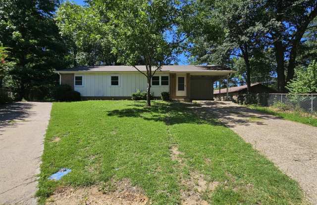 1810 Doris Cove