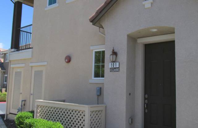 Updated Condo with Balcony in the Rivage at The Parkway